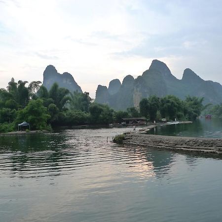 Dragon River Retreat Hotel Yangshuo Exterior photo